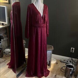 Ever Pretty, 5X, Deep Burgundy Long Sleeve Dress w/ beautiful sparkle detail